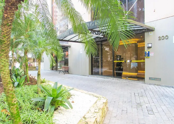 Otimo Apto A 200M - Praia Das Pitangueiras Guarujá